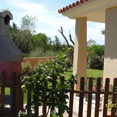 1casadelfaro Con Giardino A Pittulongu 600metri Dalla Holiday home