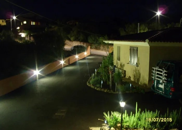 Casadelfaro Con Giardino A Pittulongu 600metri Dalla