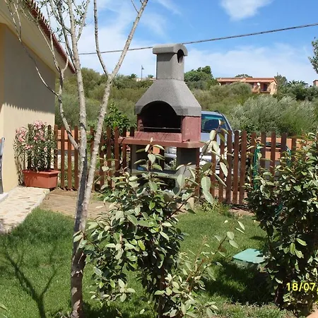 Casadelfaro Con Giardino A Pittulongu 600metri Dalla
