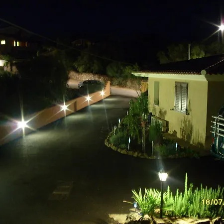 Casadelfaro Con Giardino A Pittulongu 600metri Dalla