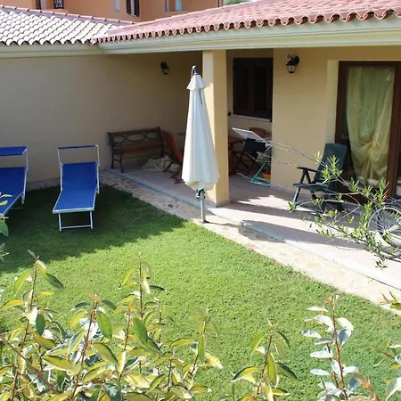 Casadelfaro Con Giardino A Pittulongu 600metri Dalla
