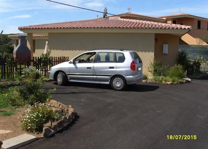 Casadelfaro Con Giardino A Pittulongu 600metri Dalla *