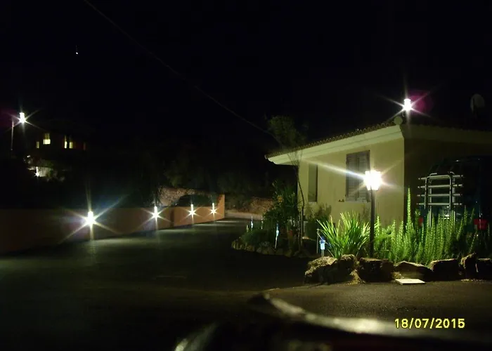Casadelfaro Con Giardino A Pittulongu 600metri Dalla Holiday home *